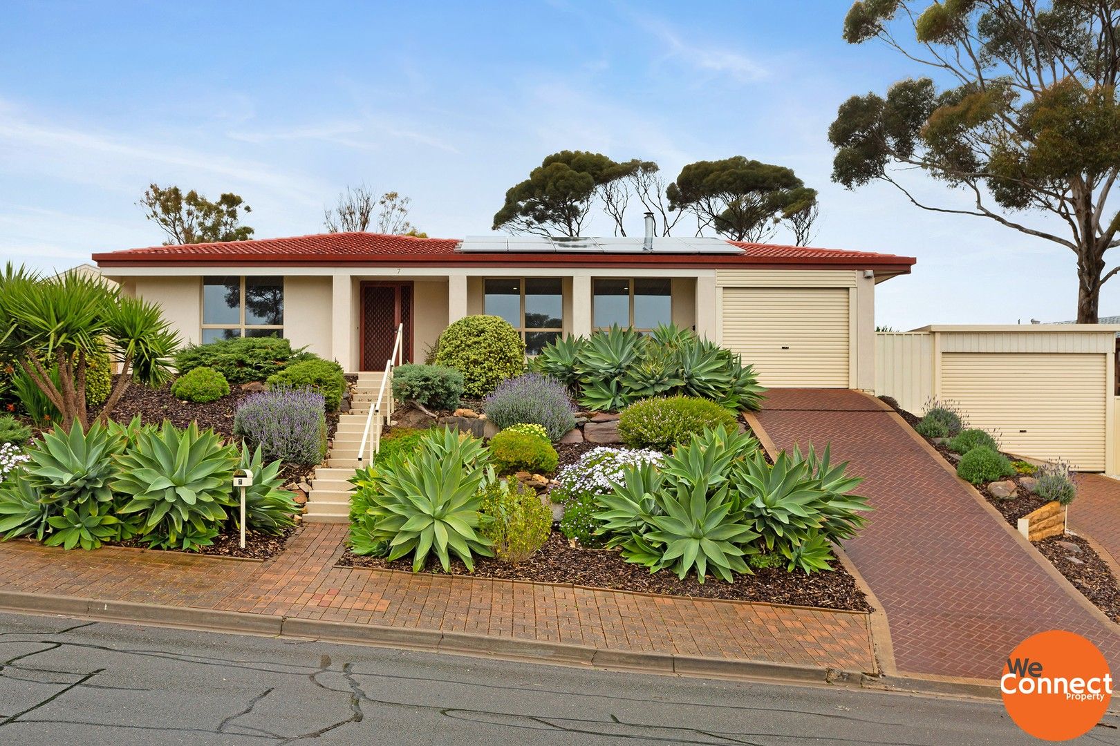 3 bedrooms House in 7 Narida Street HALLETT COVE SA, 5158