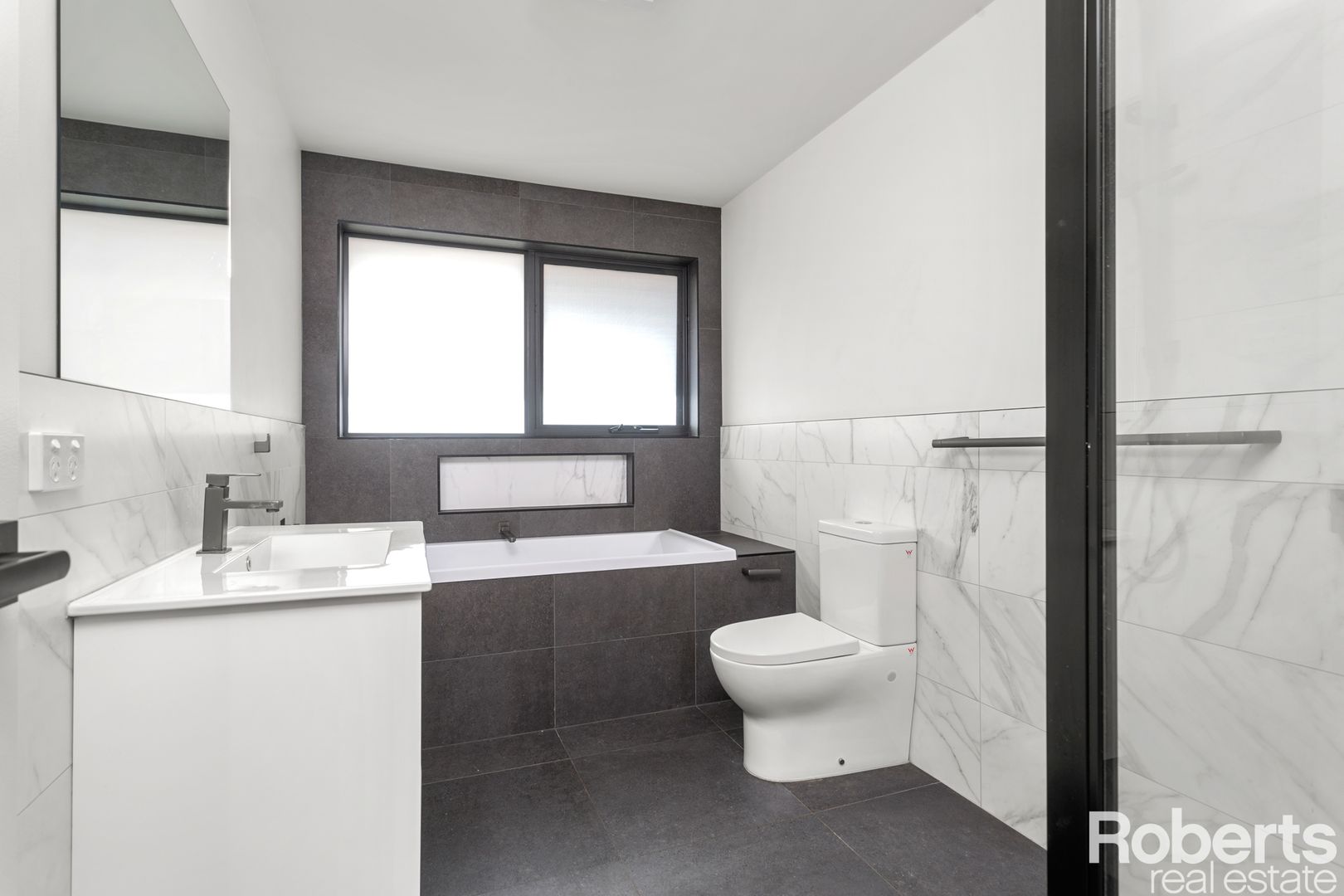 2/15 Glen Ard Mohr Road, Exeter TAS 7275 House For Rent 465 Domain