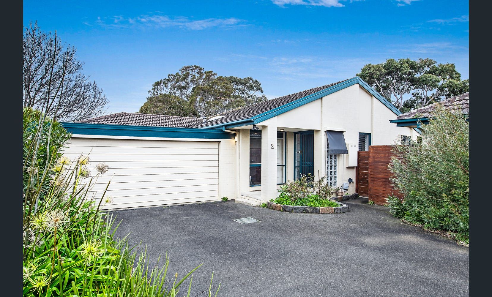 4 bedrooms Apartment / Unit / Flat in 2/74 Cypress Avenue GLEN WAVERLEY VIC, 3150
