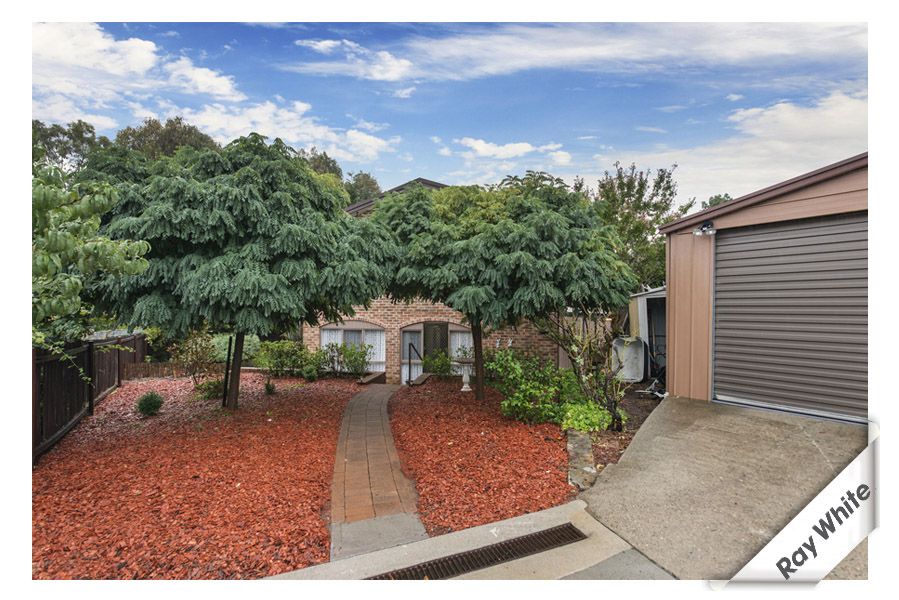 21 Wrenfordsley Street, LATHAM ACT 2615, Image 0