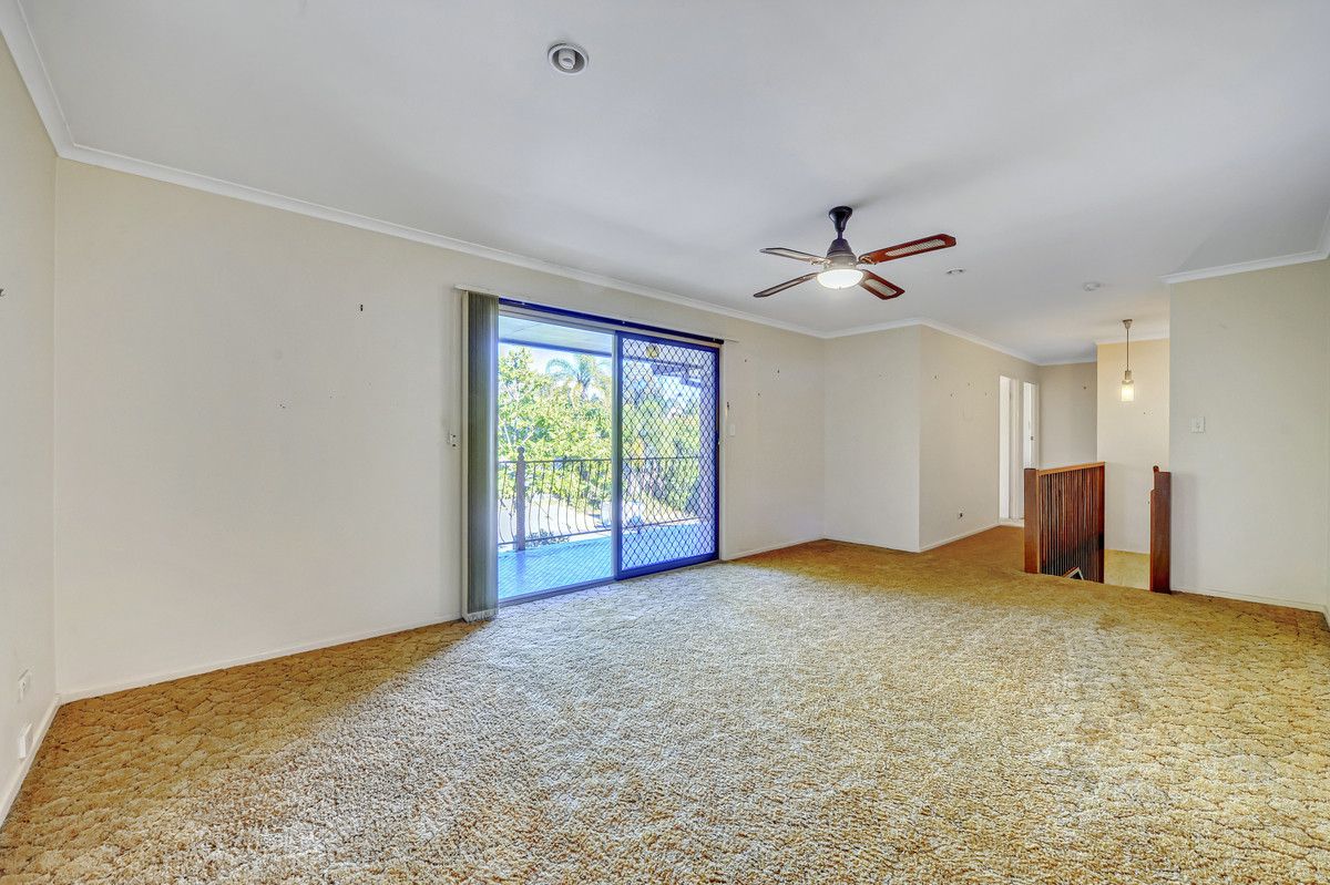 39 Bounty Street, Jindalee QLD 4074, Image 2