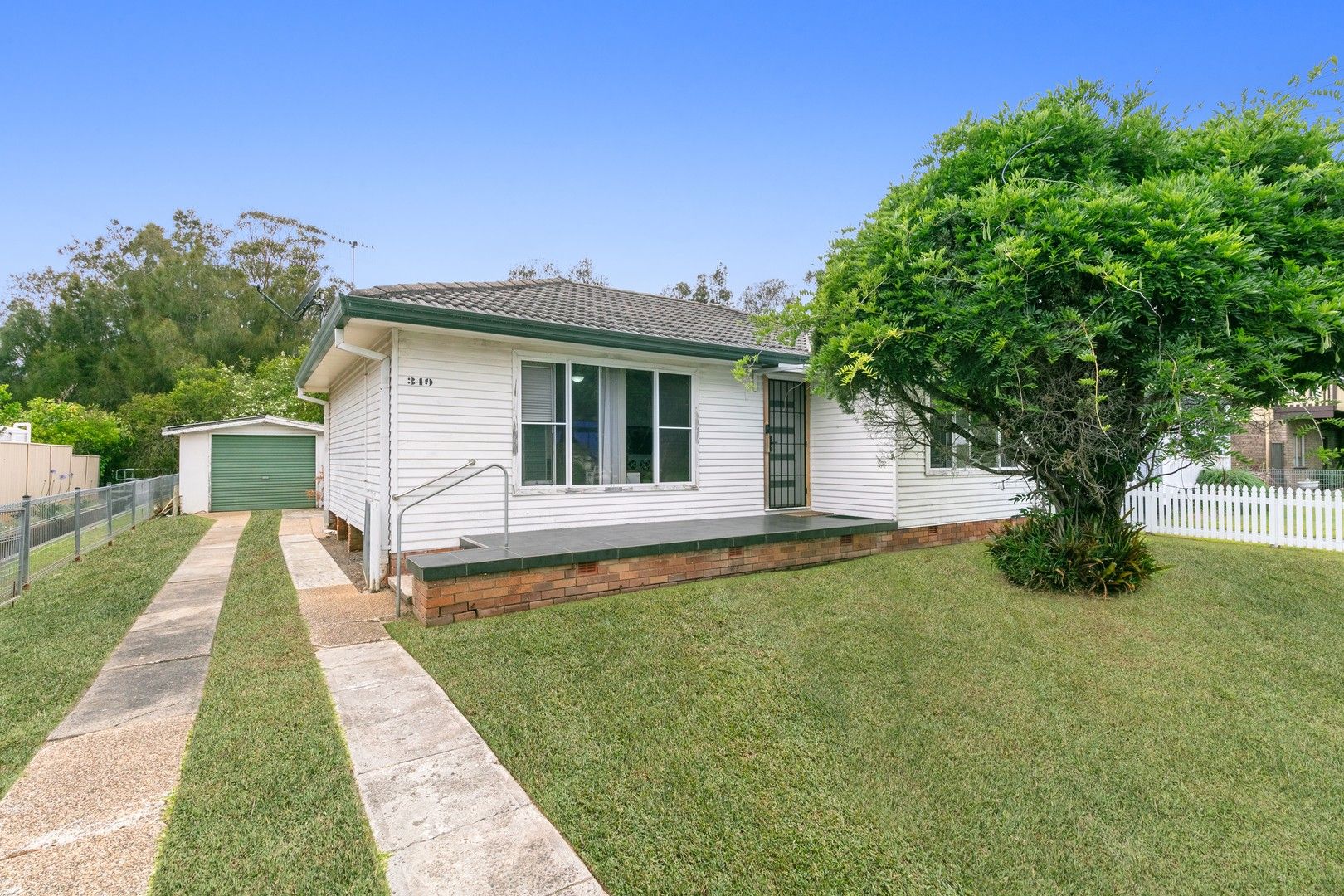 349 Lakedge Avenue, Berkeley Vale NSW 2261, Image 0