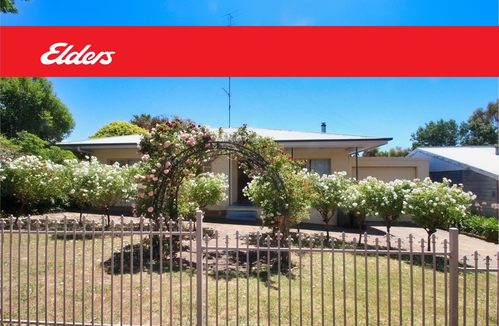 3 bedrooms House in 18 Pattullo Avenue CLARE SA, 5453