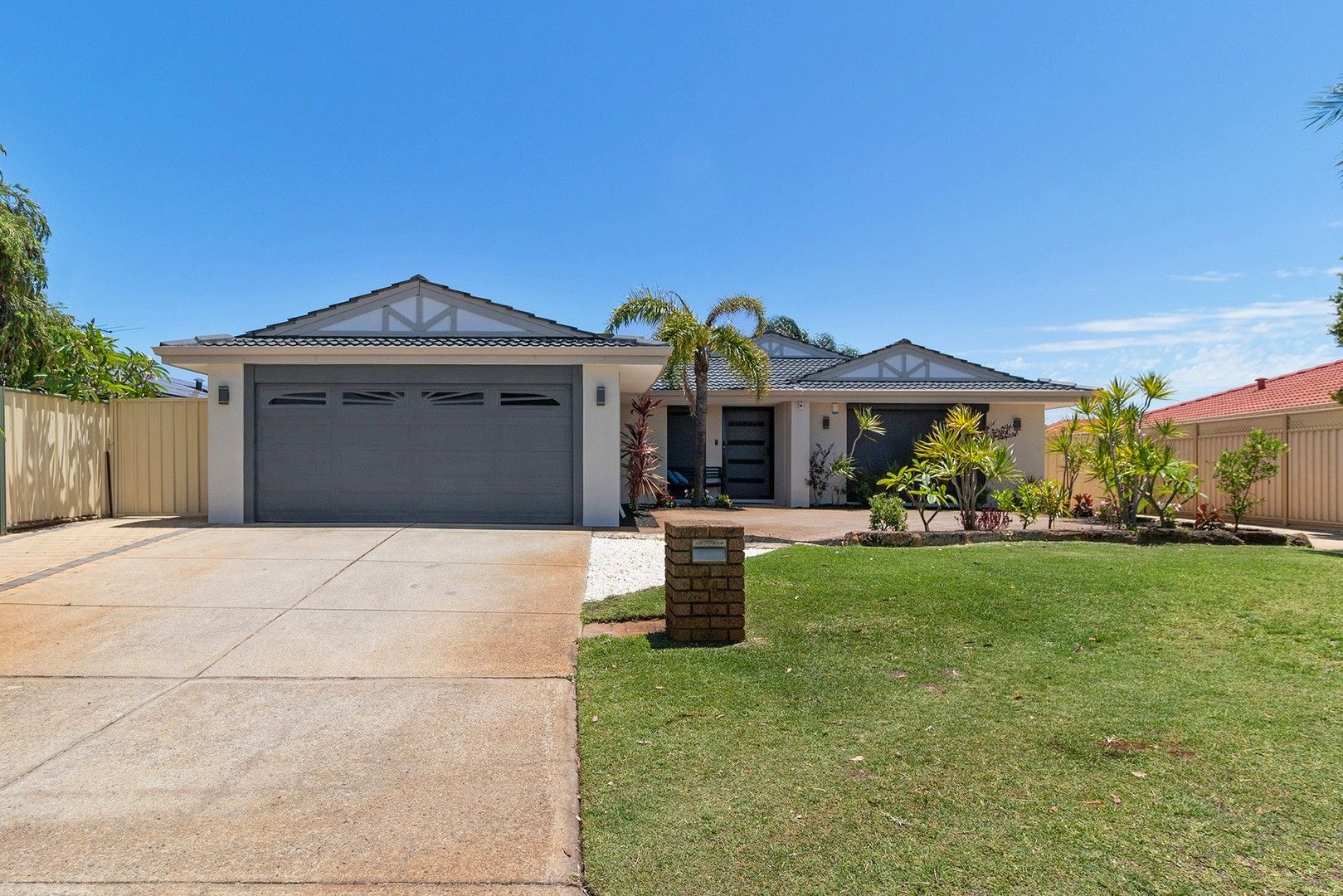 4 bedrooms House in 64 Jacana Parade BALLAJURA WA, 6066