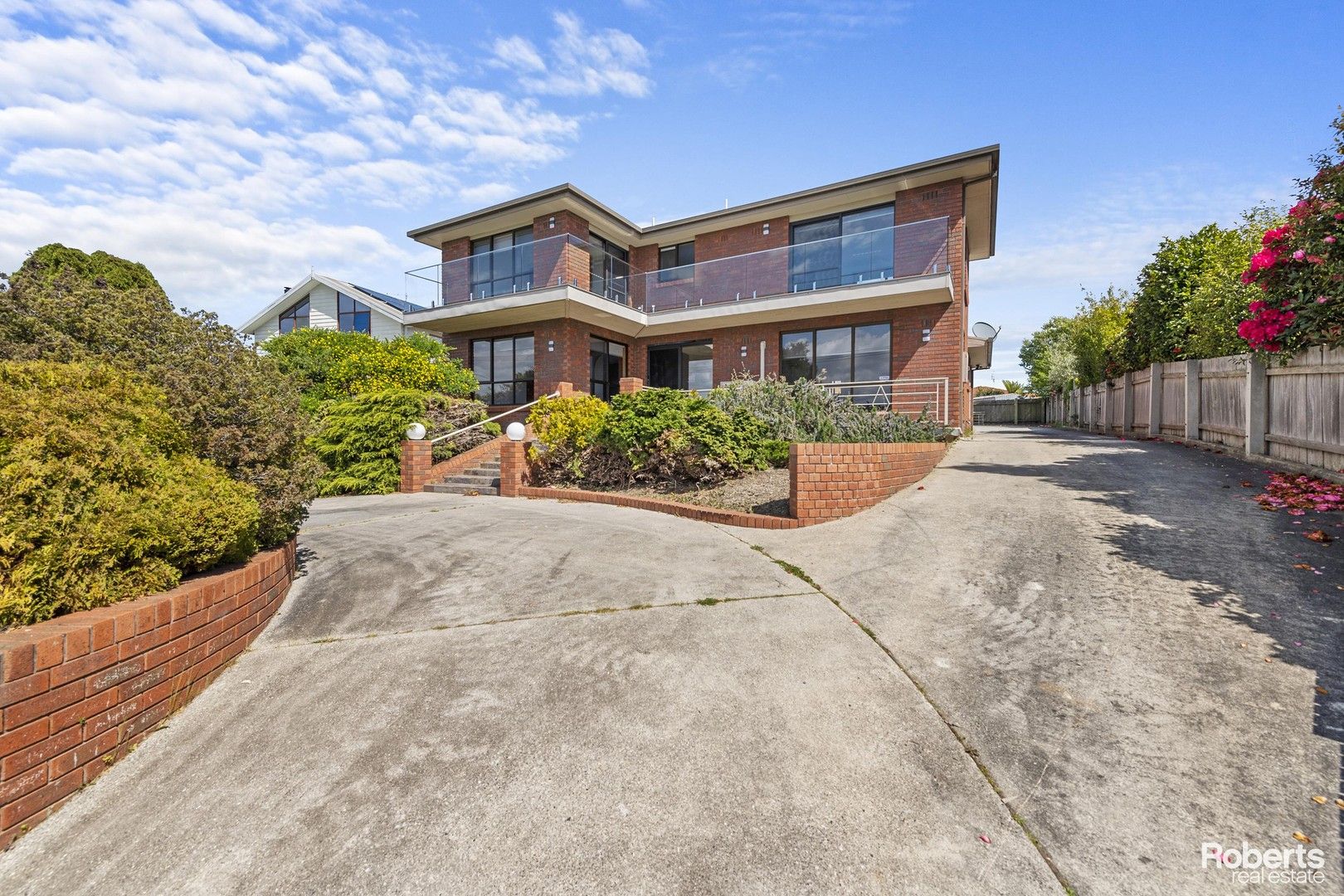 4 bedrooms House in 45 Quinlan Crescent SHEARWATER TAS, 7307