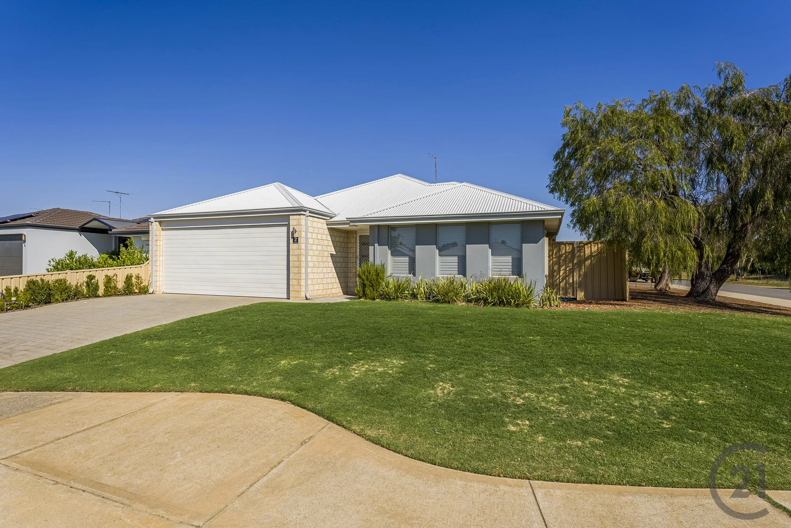 2 Hay Entrance, Pinjarra WA 6208