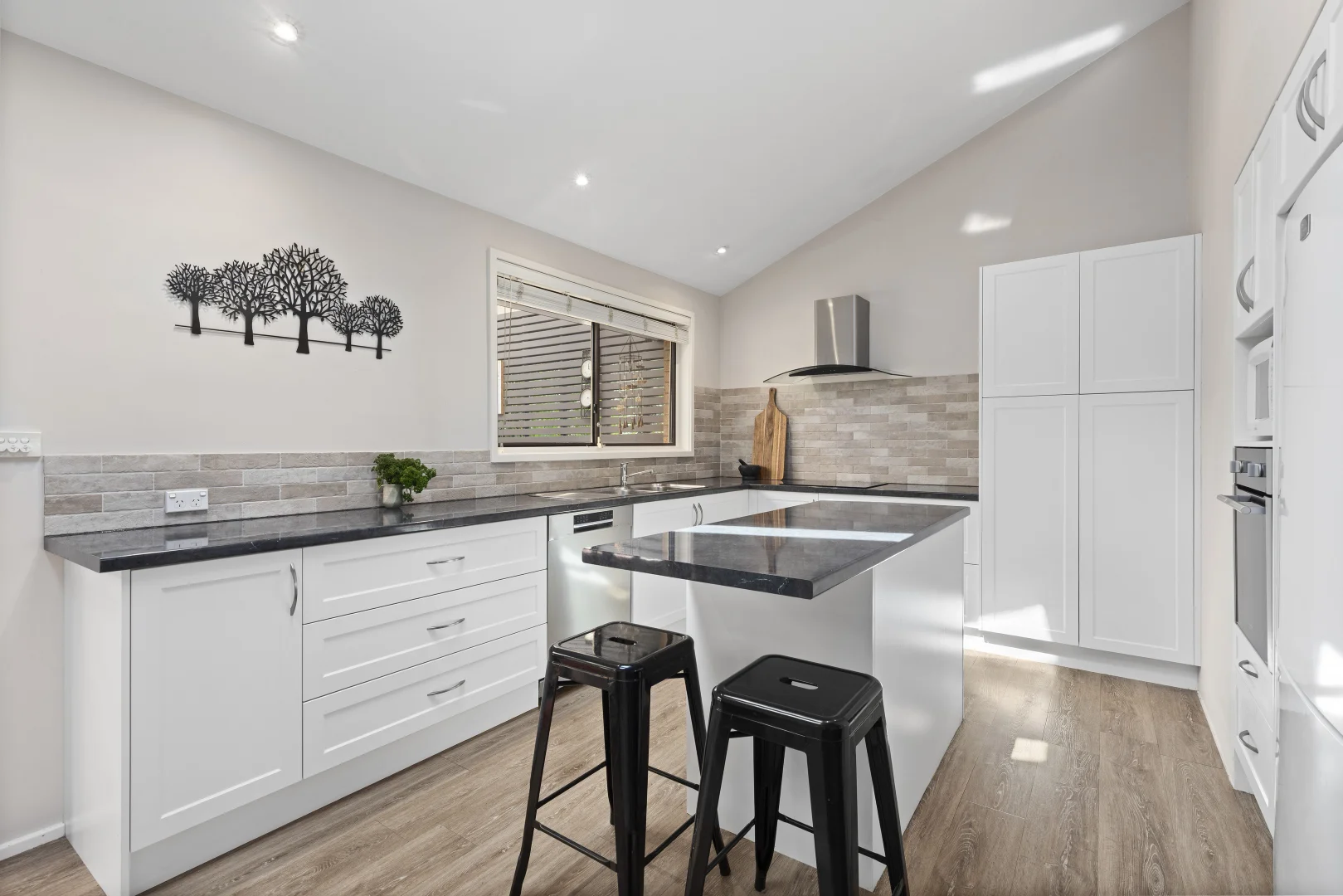 Additional image 5 of 10 Bowral Close, Hornsby Heights NSW 2077