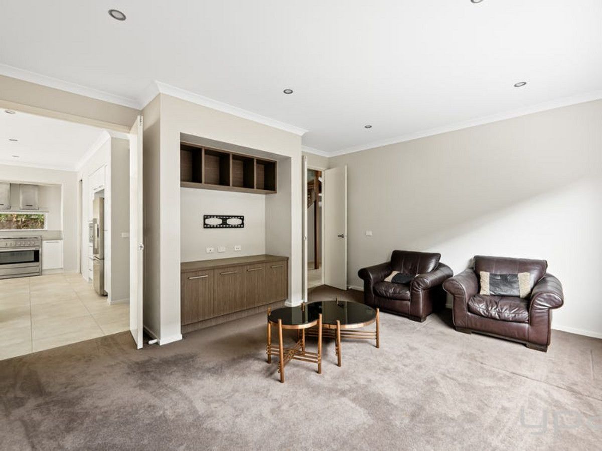 34 Flourish Circuit, Greenvale VIC 3059 House For Rent Domain