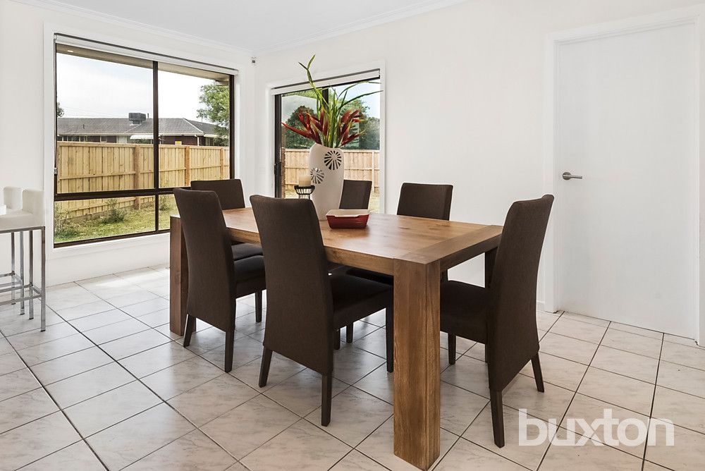 2/53 Schneider Crescent, Clarinda VIC 3169, Image 2