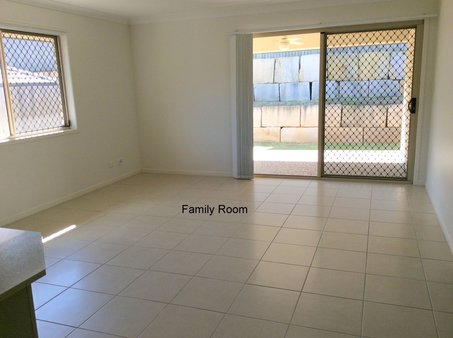 21 Aristotle Avenue, Augustine Heights QLD 4300, Image 2