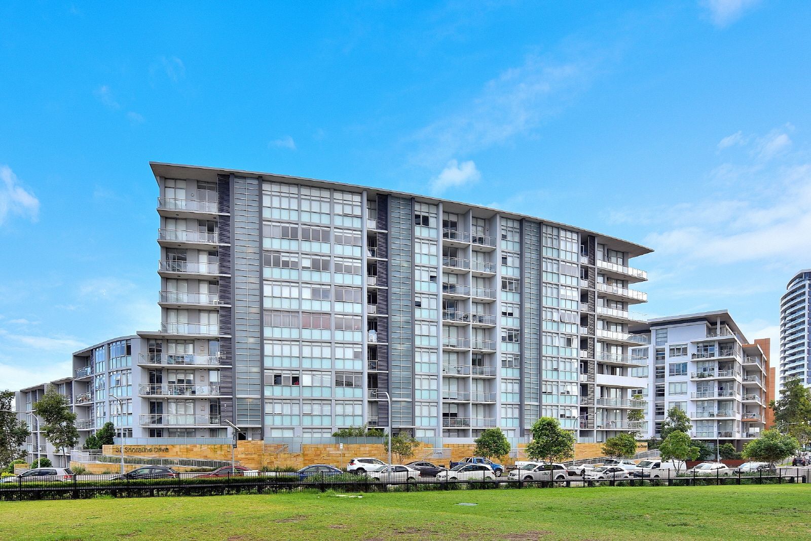 2 bedrooms Apartment / Unit / Flat in 25/38 Shoreline Drive RHODES NSW, 2138