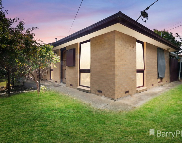 13 Aycliffe Drive, Deer Park VIC 3023