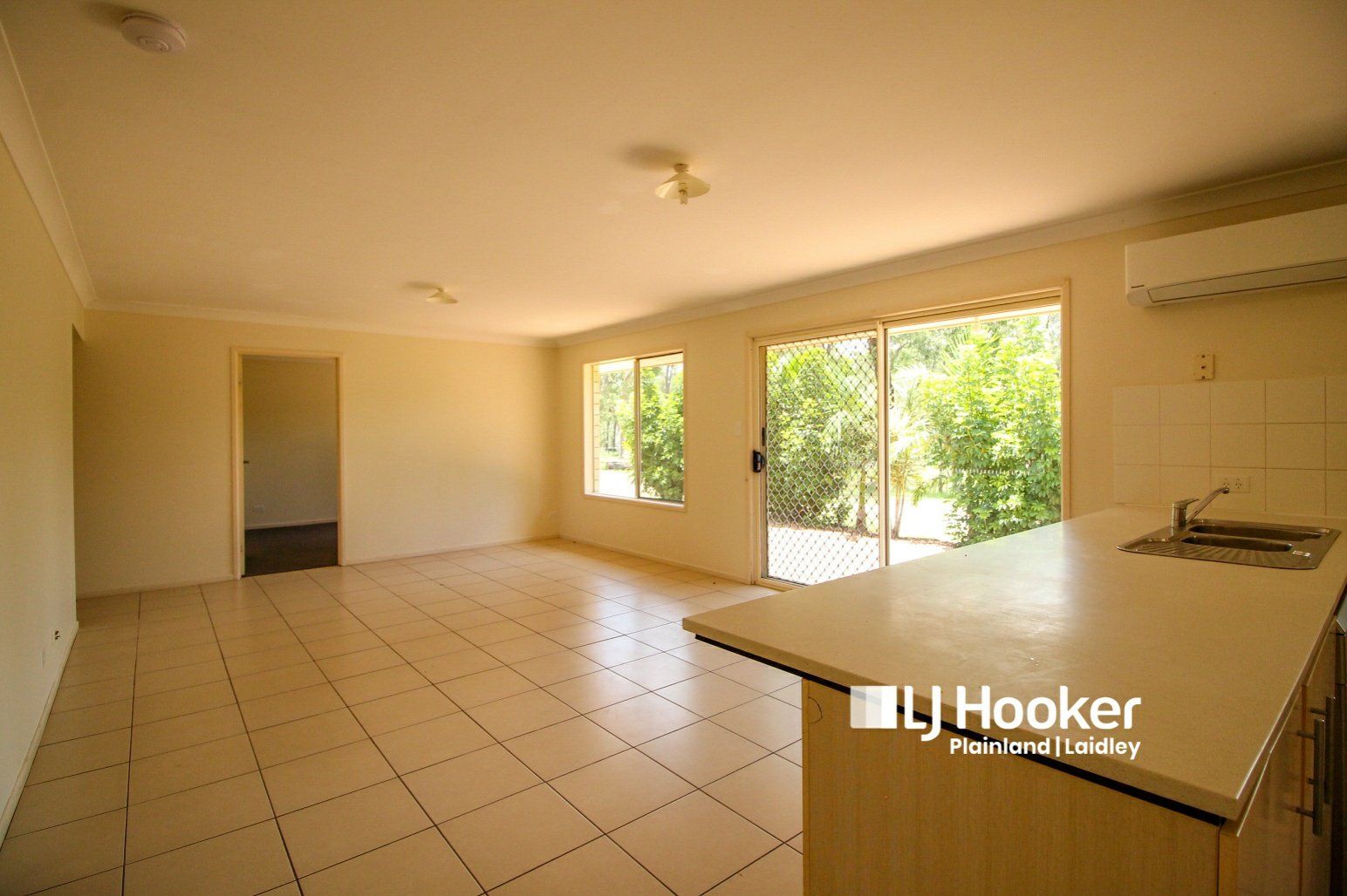 7 Bentley Drive, Regency Downs QLD 4341, Image 2