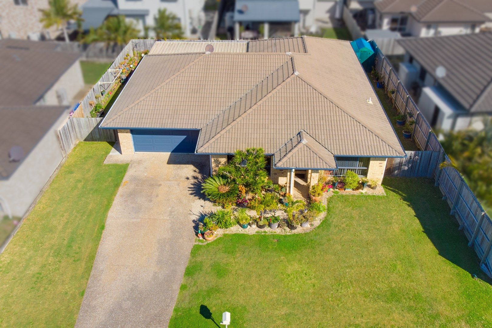 8 Turquoise Street, Redland Bay QLD 4165, Image 2