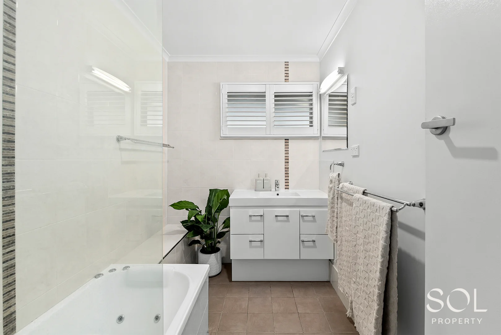 Additional image 14 of 8 Gresford Street, Chermside West QLD 4032