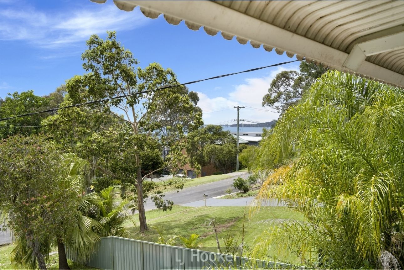 22 Canowie Crescent, Buttaba NSW 2283, Image 1