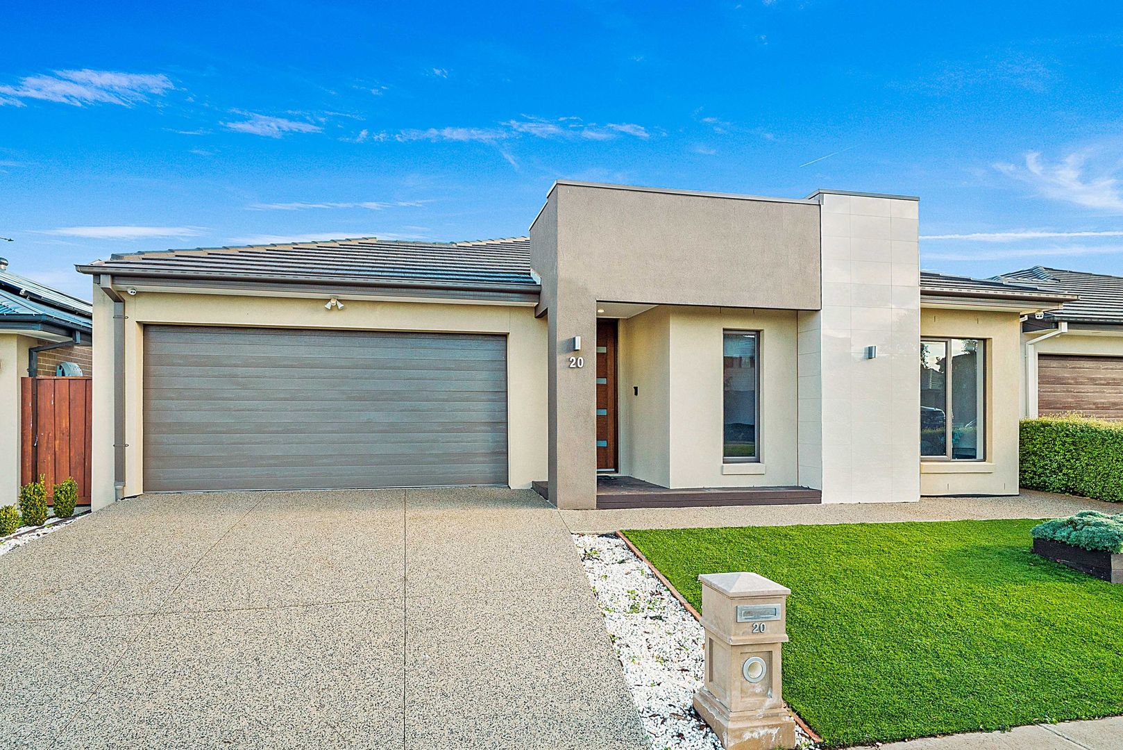 20 Nutmeg Parade, Manor Lakes VIC 3024, Image 2