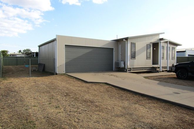 Picture of 12 Summer Red Court, BLACKWATER QLD 4717