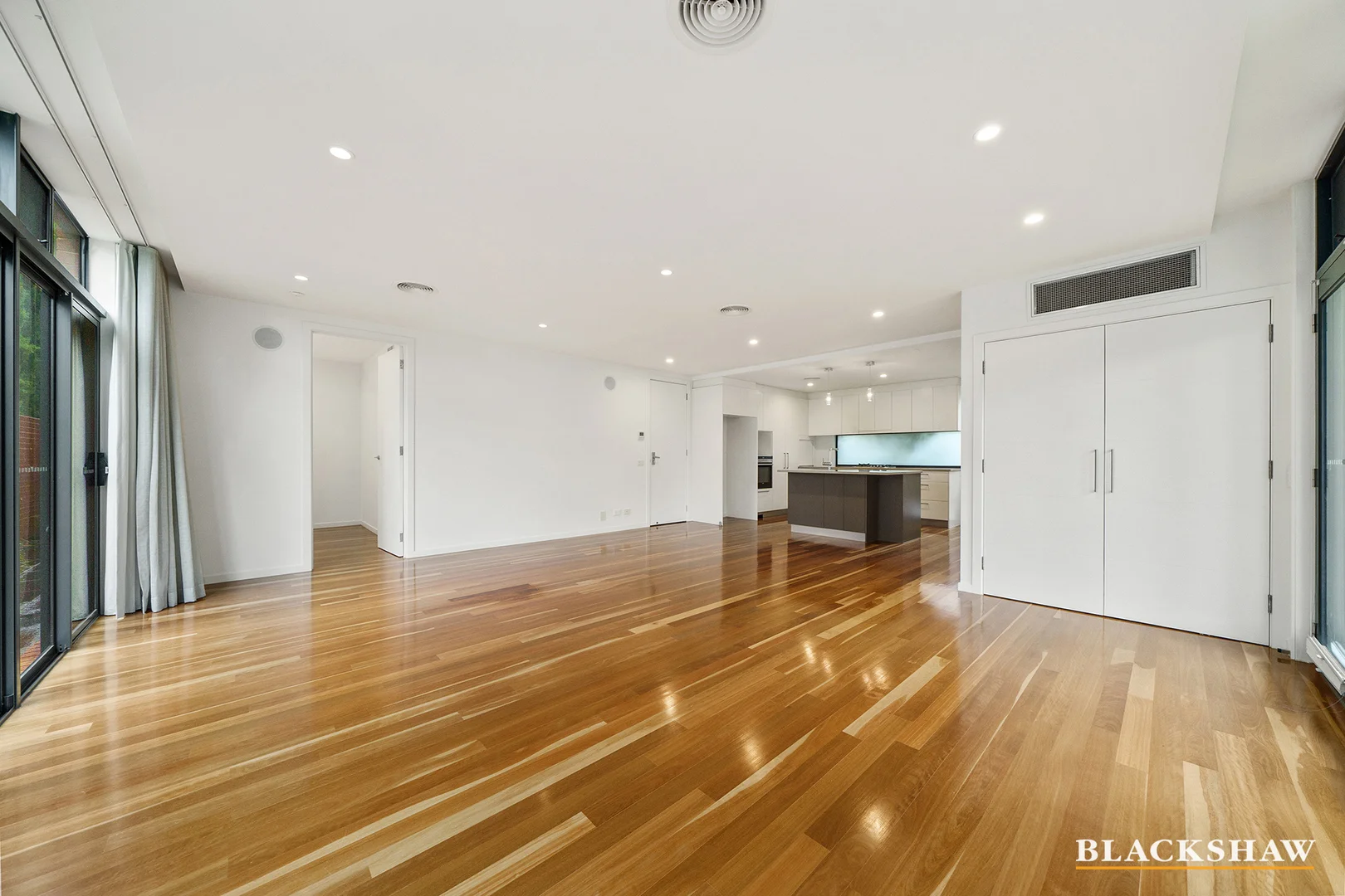 Additional image 4 of 32 Mueller Street, Yarralumla ACT 2600