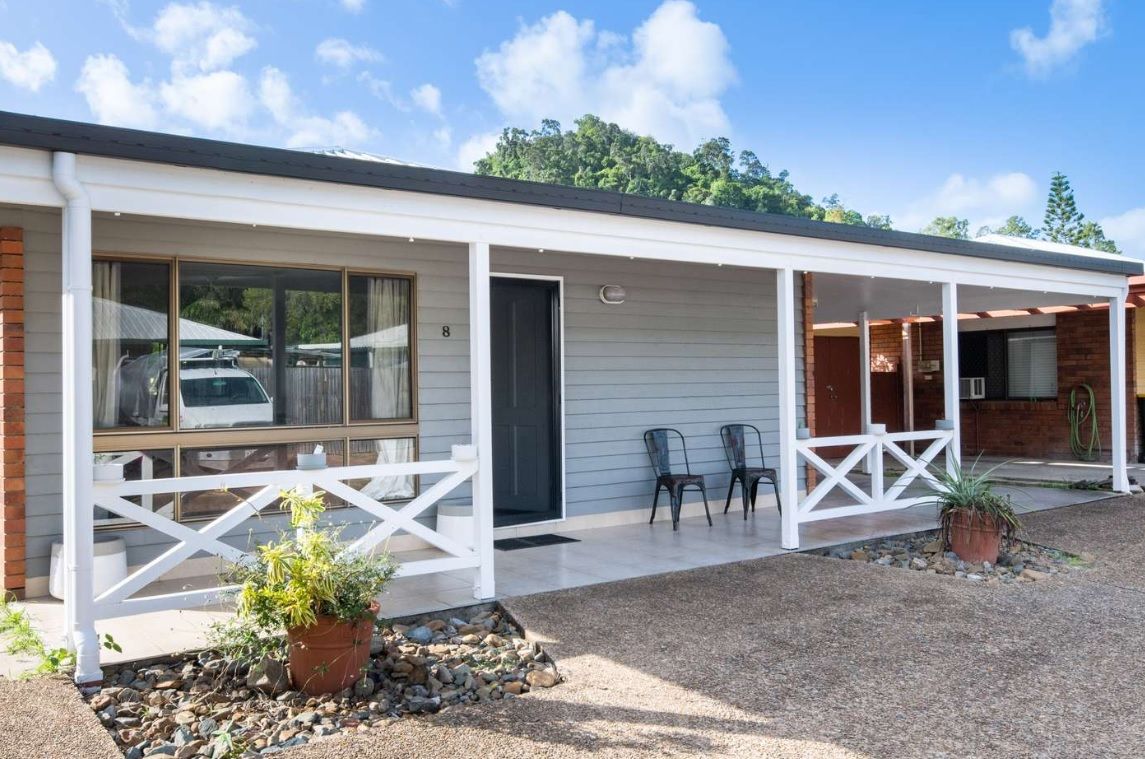 3 bedrooms Apartment / Unit / Flat in 8/20 Pandanus Drive CANNONVALE QLD, 4802