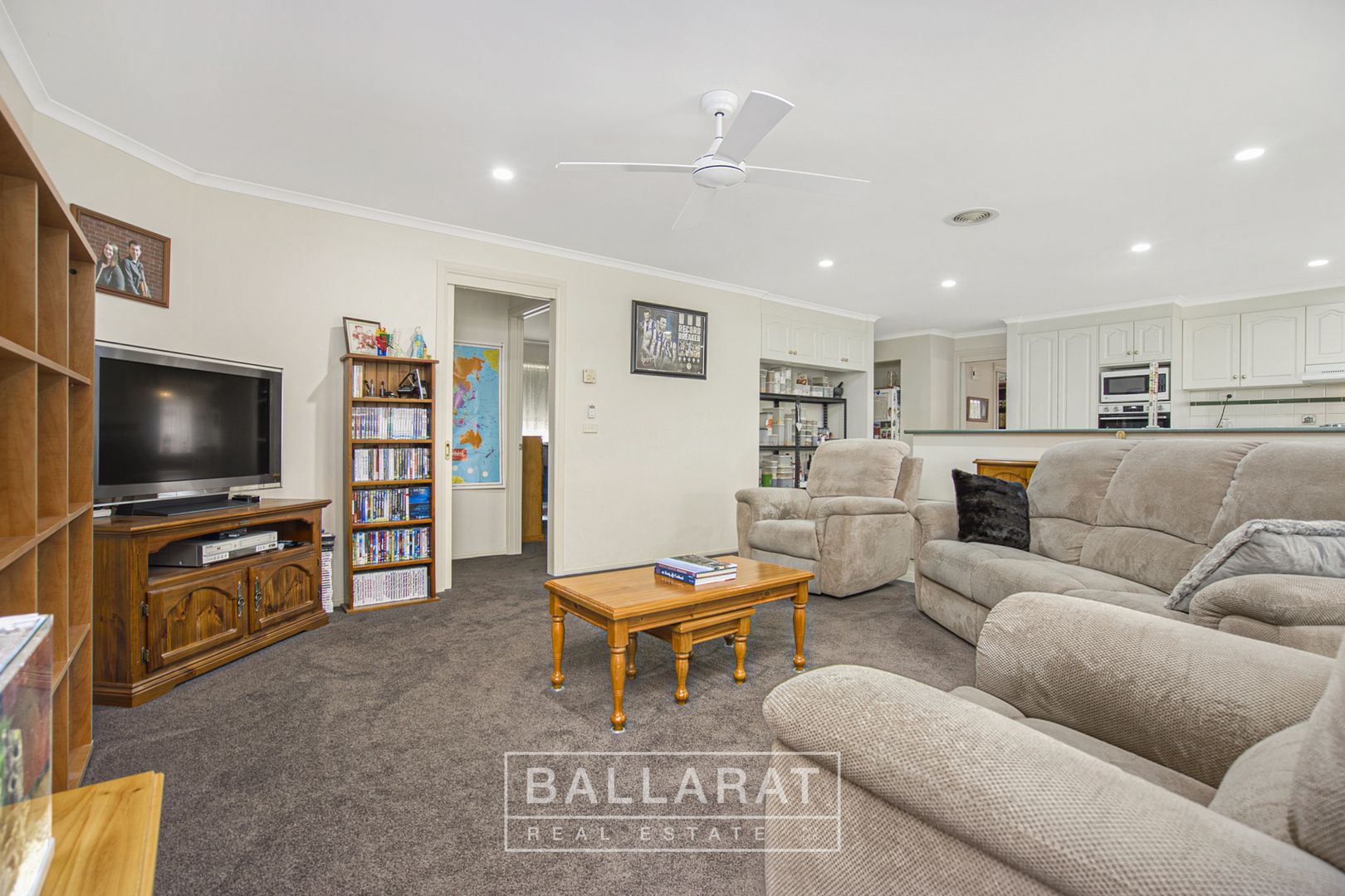 29 Wicklow Drive, Invermay Park VIC 3350, Image 2