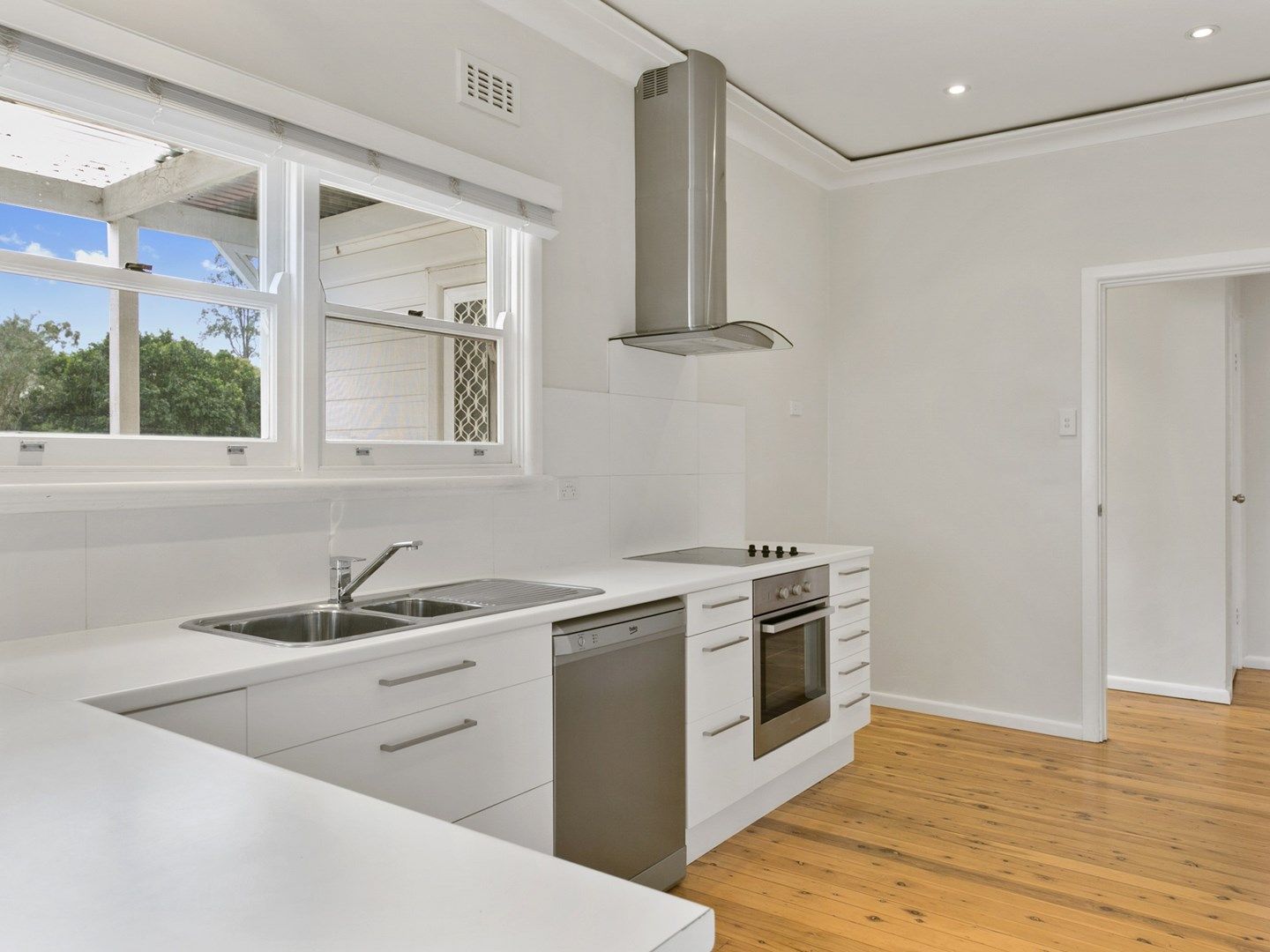 23 Blamey Avenue, Caringbah South NSW 2229, Image 1