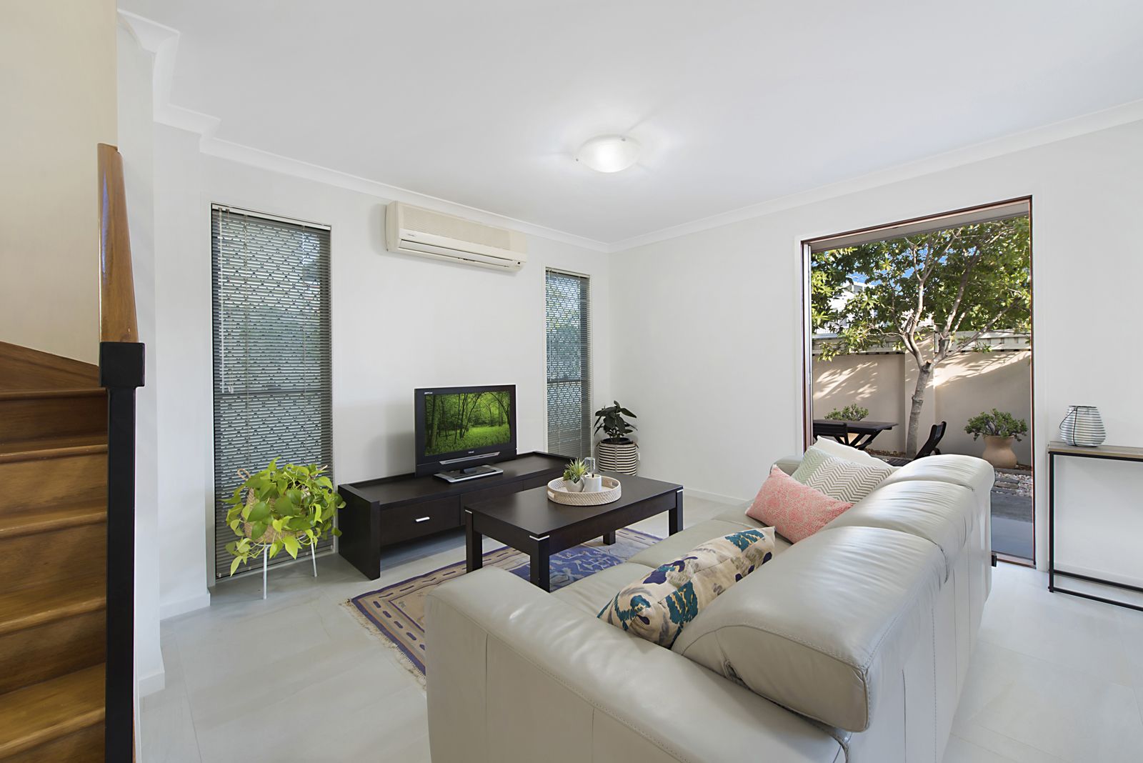 2/106 Juliette Street, Greenslopes QLD 4120, Image 0