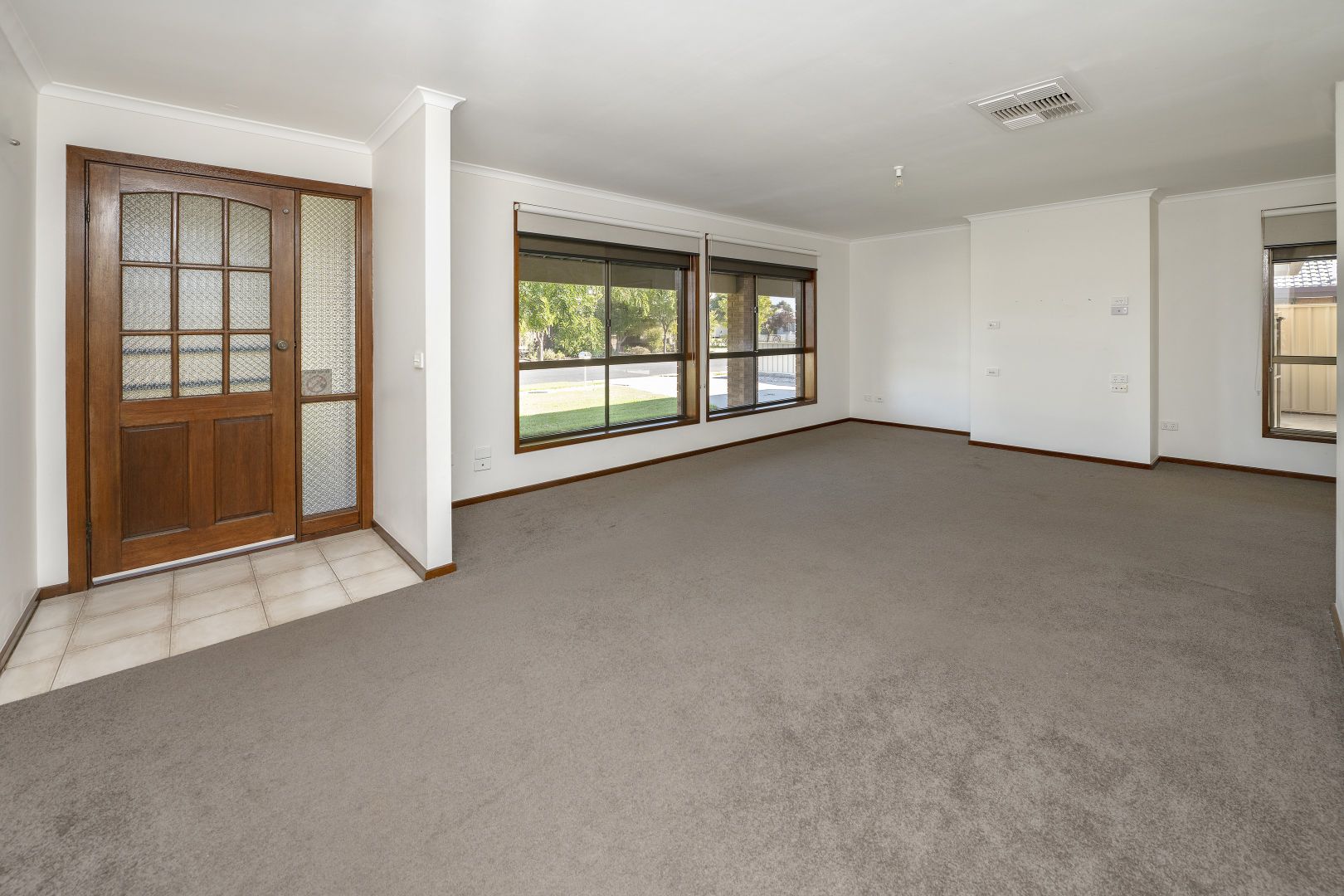 1 Hazel Court, Swan Hill VIC 3585, Image 2