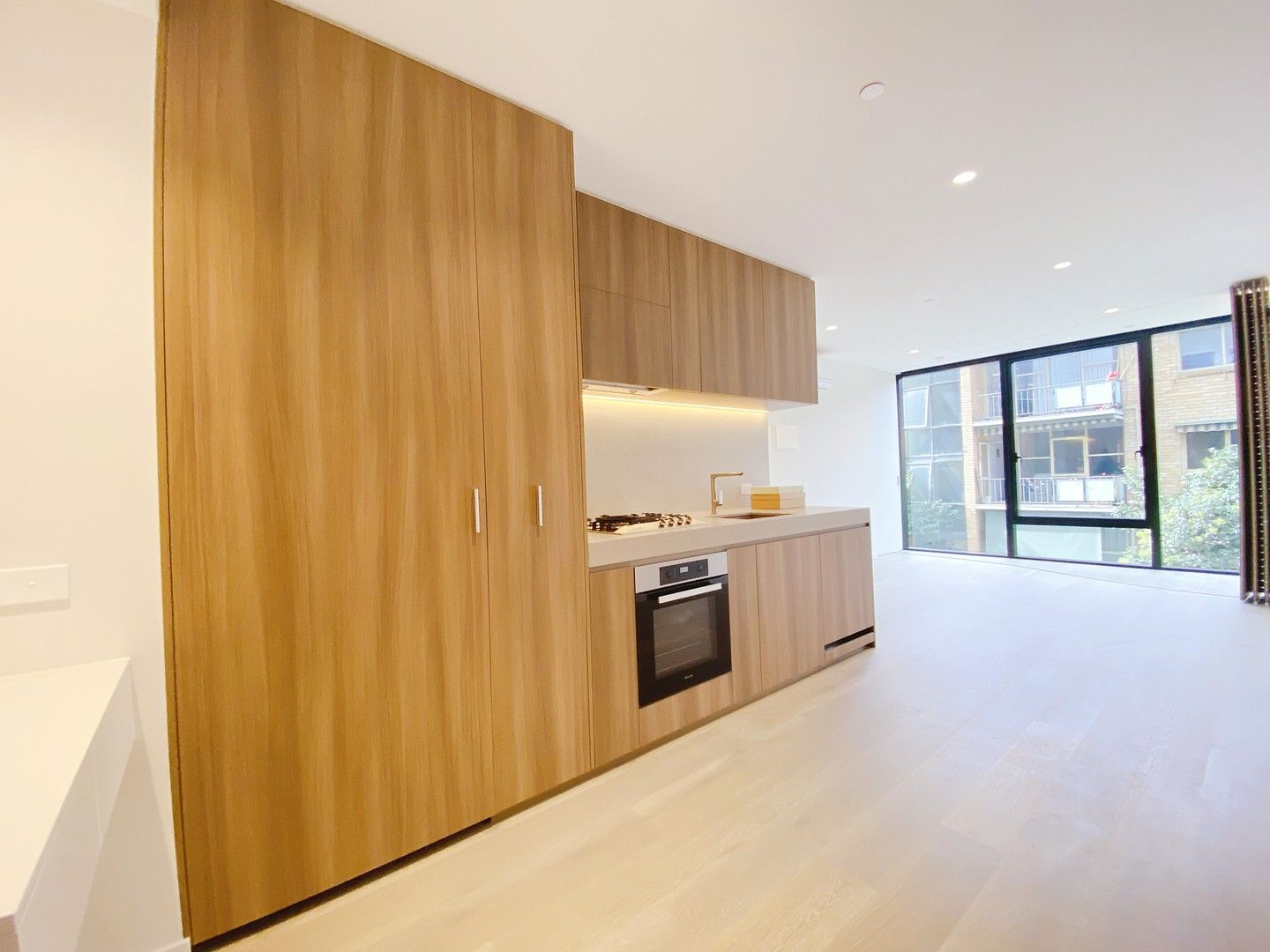 1 bedrooms Apartment / Unit / Flat in 101/603 St Kilda Road MELBOURNE VIC, 3004