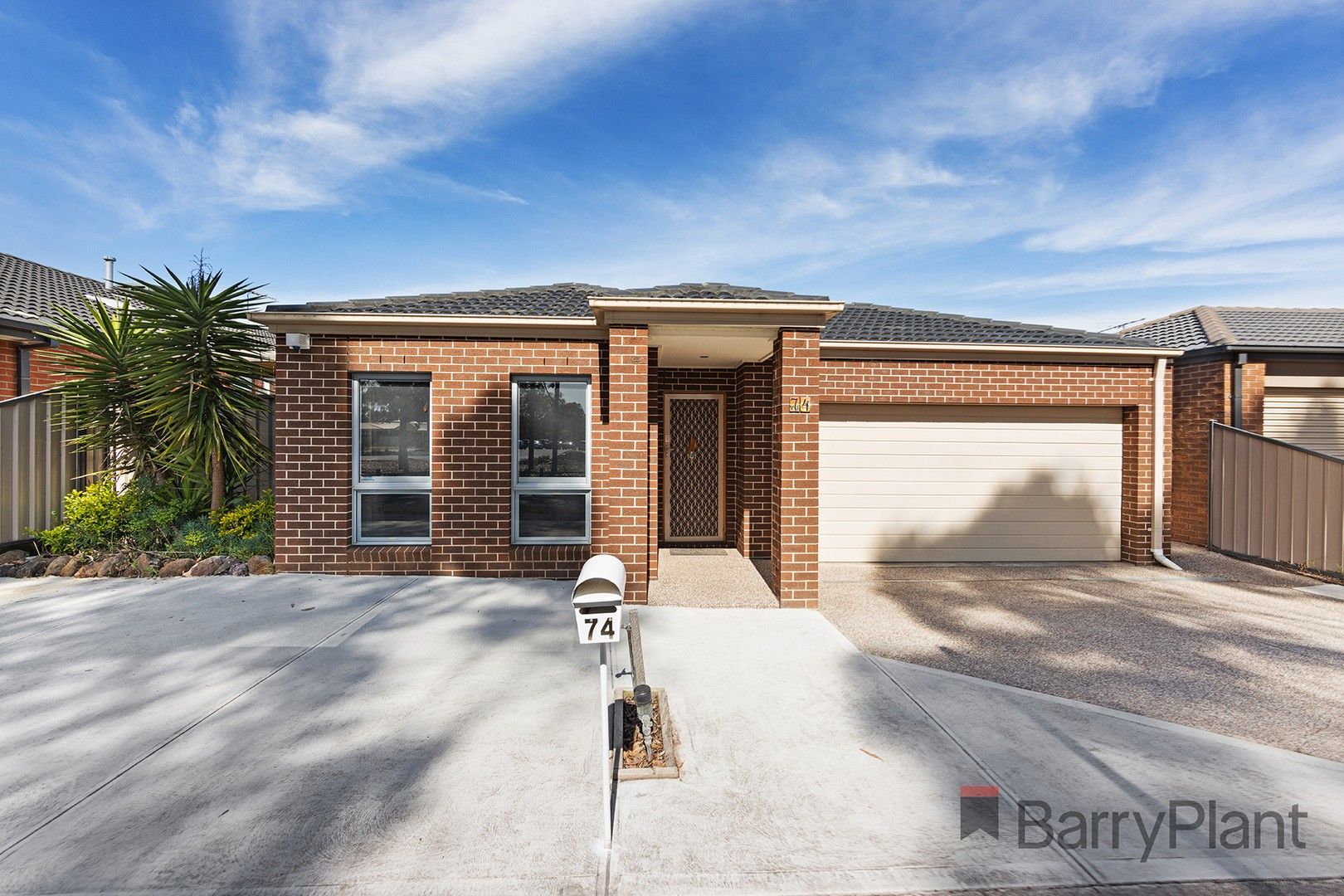 3 bedrooms House in 74 Moondani Avenue ST ALBANS VIC, 3021