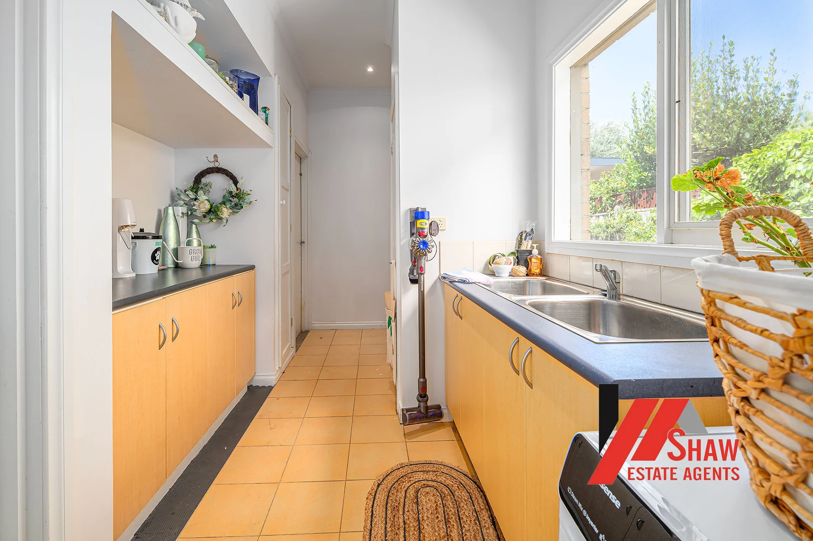 Additional image 16 of 2 TEESIDE COURT, Sanctuary Lakes VIC 3030