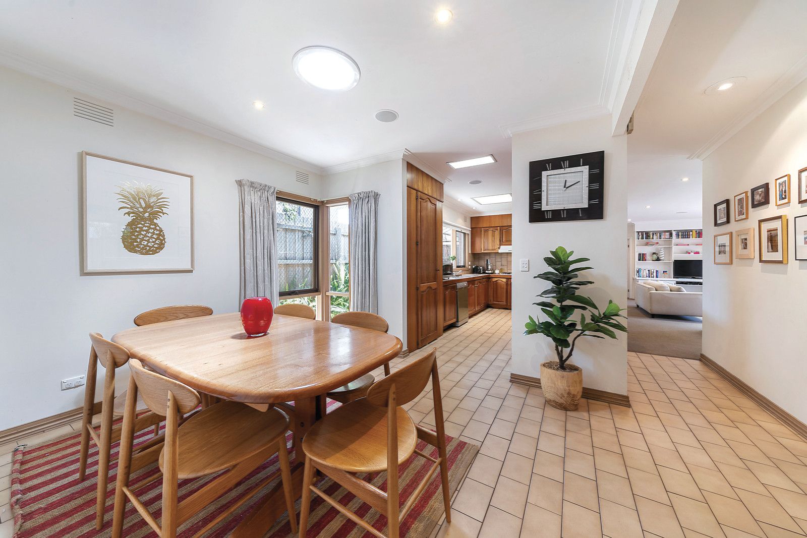 18 Cadby Street, Brighton VIC 3186, Image 2