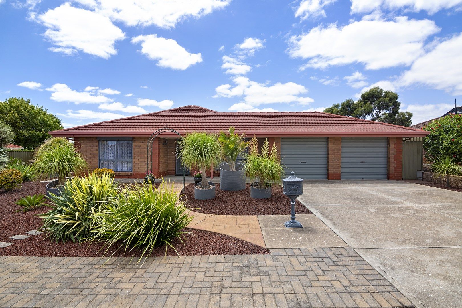 11 Arabian Drive, Woodcroft SA 5162, Image 0