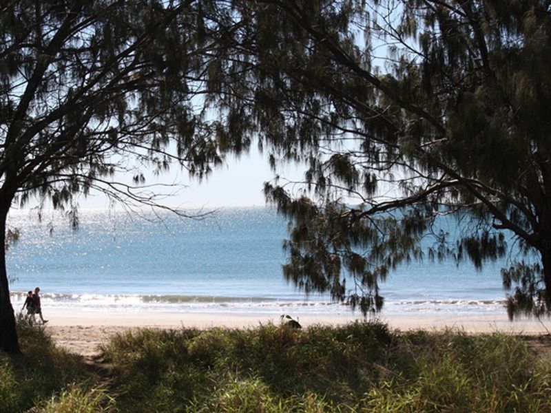2 & 2a The Oaks Road, TANNUM SANDS QLD 4680, Image 1