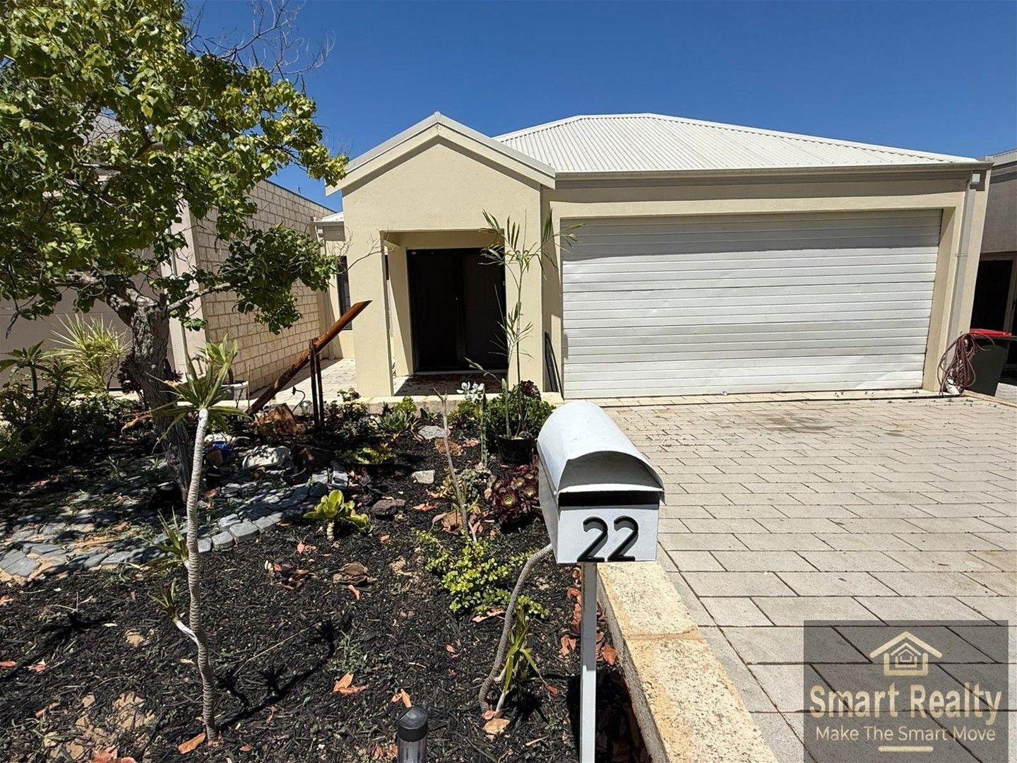 3 bedrooms House in 22 Bonito Place YANGEBUP WA, 6164
