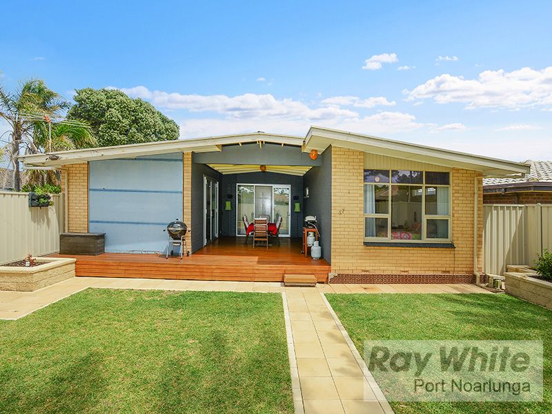 57 Kalgoorlie Avenue, Port Noarlunga South SA 5167, Image 0