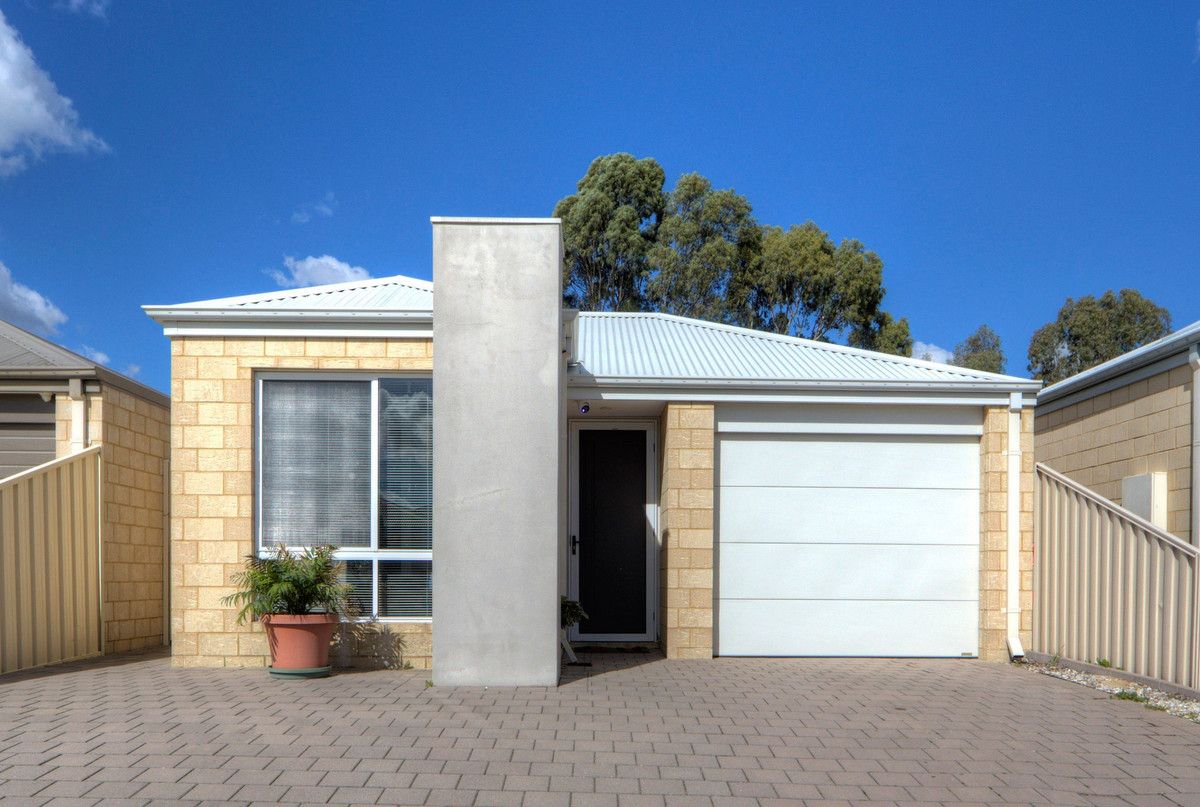 40 Sessilis Crescent, Wattle Grove WA 6107, Image 0