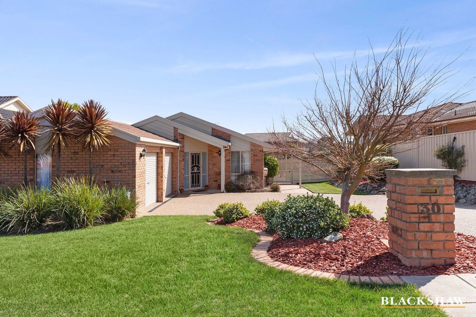 4 bedrooms House in 30 Ivo Whitton Circuit KAMBAH ACT, 2902
