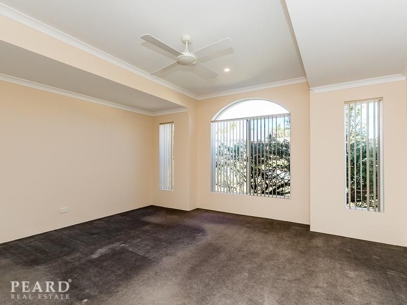 33 Tamarama Crescent, Clarkson WA 6030, Image 1