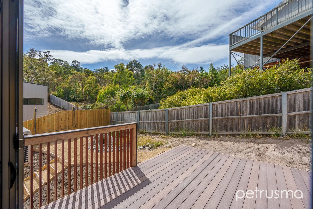 Additional image 14 of 1&2/28 Nayuka Street, Geilston Bay TAS 7015