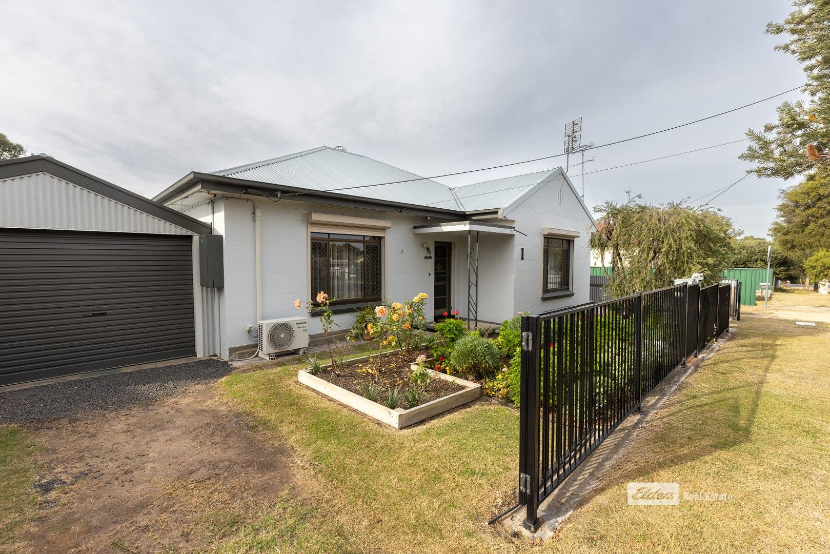 1 Poyntz Street, Naracoorte SA 5271, Image 0