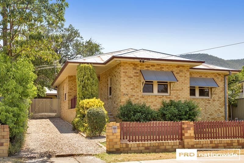 164 Carthage Street, Tamworth NSW 2340, Image 0