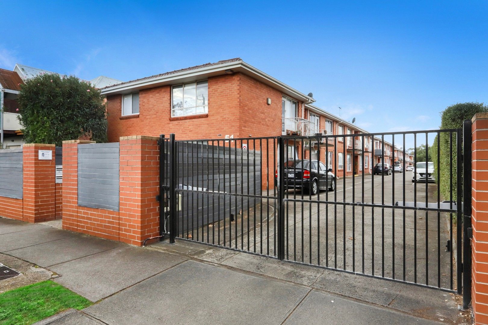 18/51 Stephen Street, Yarraville VIC 3013, Image 2