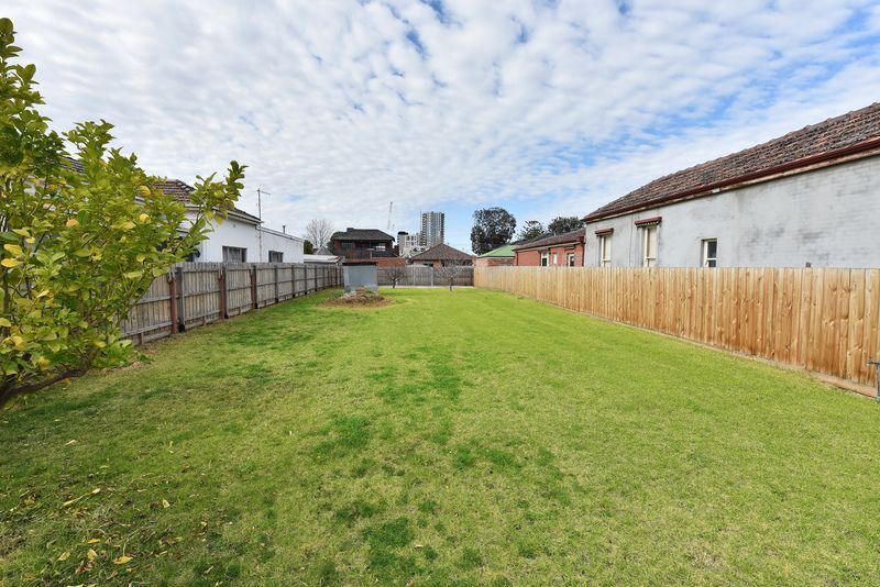 14 Mantell Street, Moonee Ponds VIC 3039, Image 2