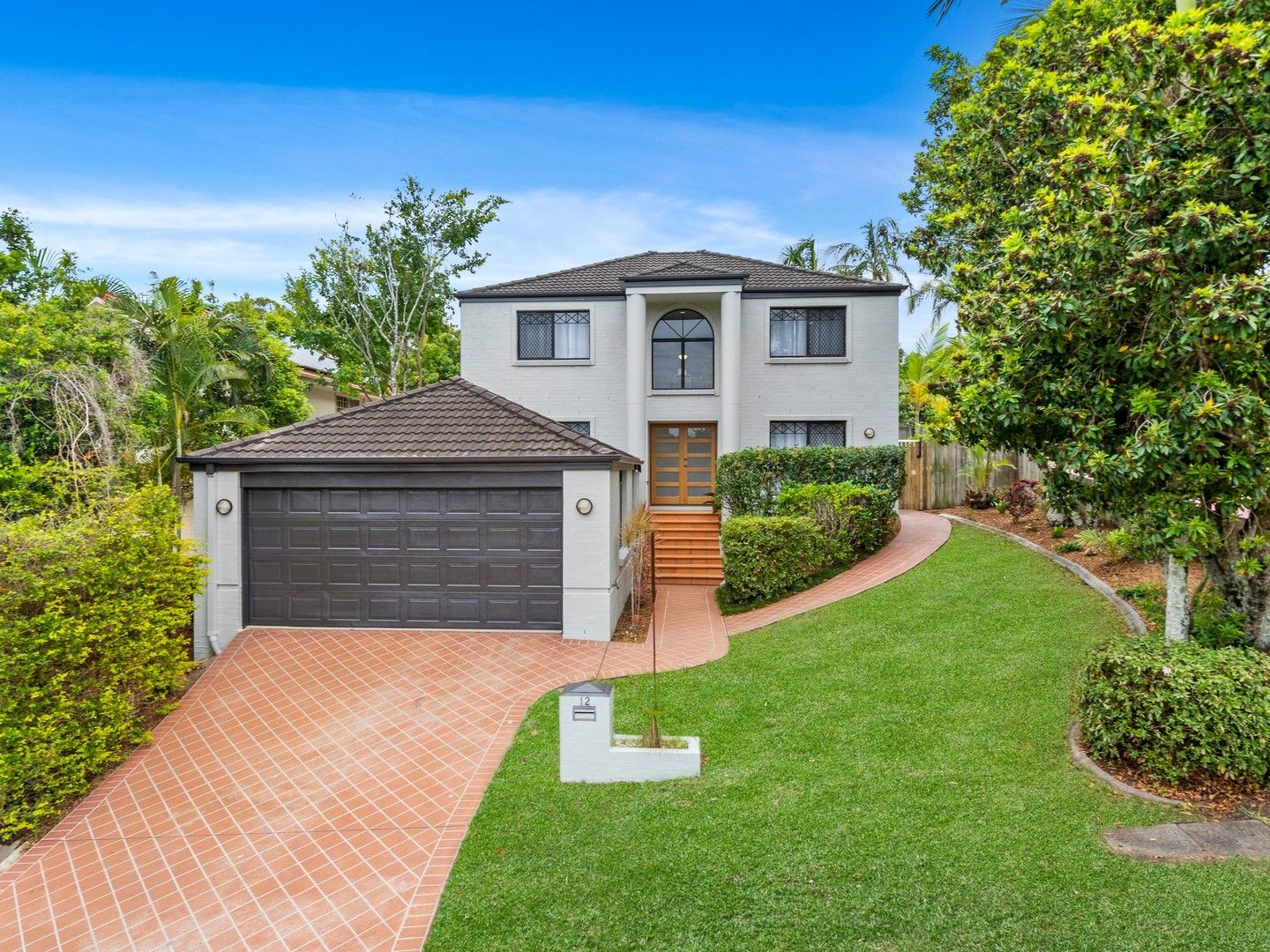 5 bedrooms House in 12 Deborah Place WESTLAKE QLD, 4074