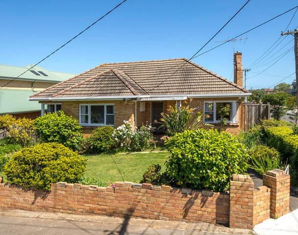 17 Derry Street, Aberfeldie VIC 3040