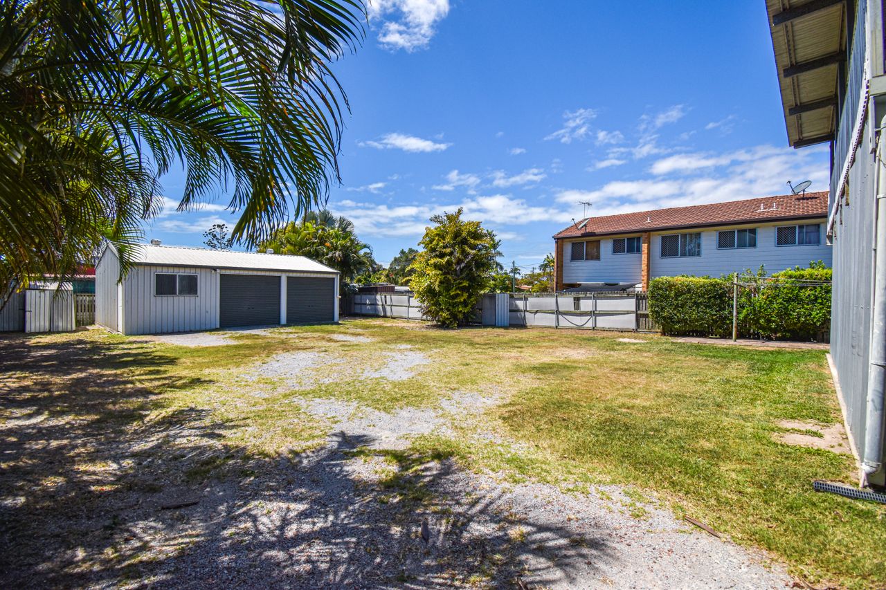 242 Auckland St, South Gladstone QLD 4680, Image 2