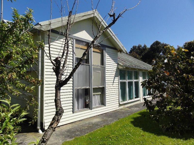 22-24 Centre St, PORT FRANKLIN VIC 3964, Image 1