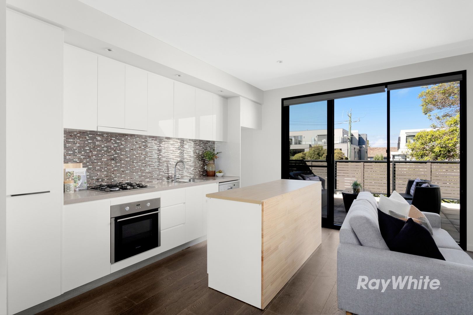 112/121 Murrumbeena Road, Murrumbeena VIC 3163, Image 2