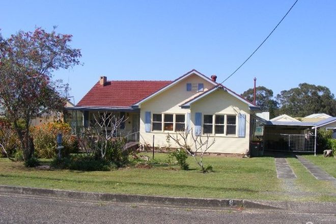 Picture of 8 Maiden Avenue, TAREE NSW 2430